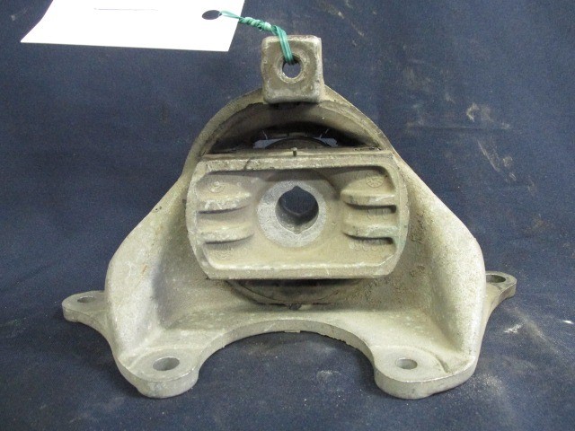 Fiat Idea, Punto II. -III. , Lancia Musa , Ypsilon benzines váltótartó gumibak 46809633