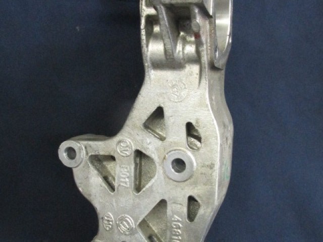 Fiat Bravo 2007-2014 1,9 16v Diesel féltengely tartó alubak 46816399