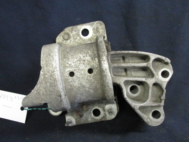 Lancia Ypsilon 46844209 számú motortartó gumibak