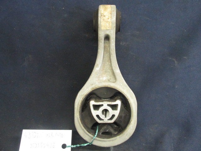 Alfa Romeo MiTo , Fiat Punto Evo alsó kitámasztó gumibak 50515486