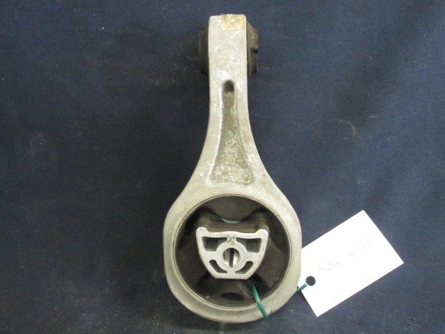 Alfa Romeo MiTo , Fiat Punto Evo alsó kitámasztó gumibak 50515486