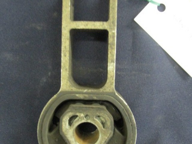 Fiat Bravo II. 51737530 számú alsó kitámasztó gumibak