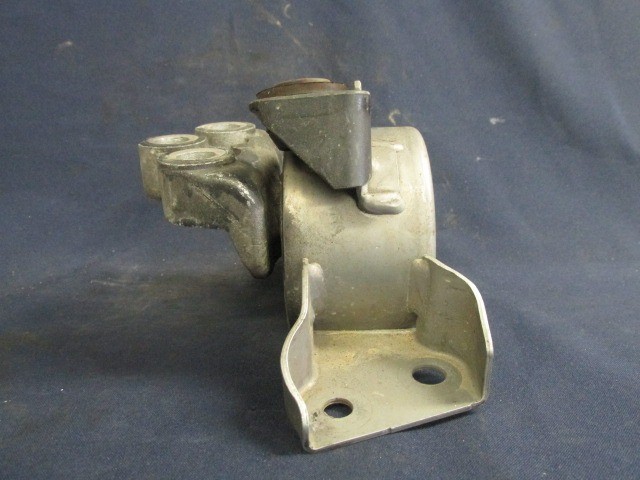 Alfa Romeo MiTo, Fiat Grande Punto, Punto Evo, My Punto motortartó gumibak 51813198