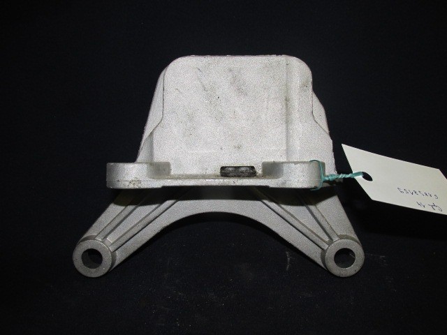 Alfa Romeo Giulietta, Lancia Delta 1,4 16v Tb váltótartó gumibak 51838159