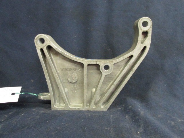 Alfa Romeo MiTo váltótartó alubak 51838886