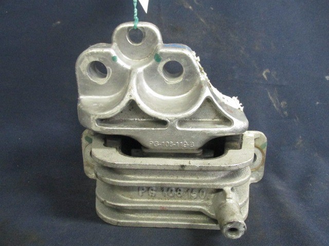 Fiat Linea 51845497 számú váltótartó gumibak