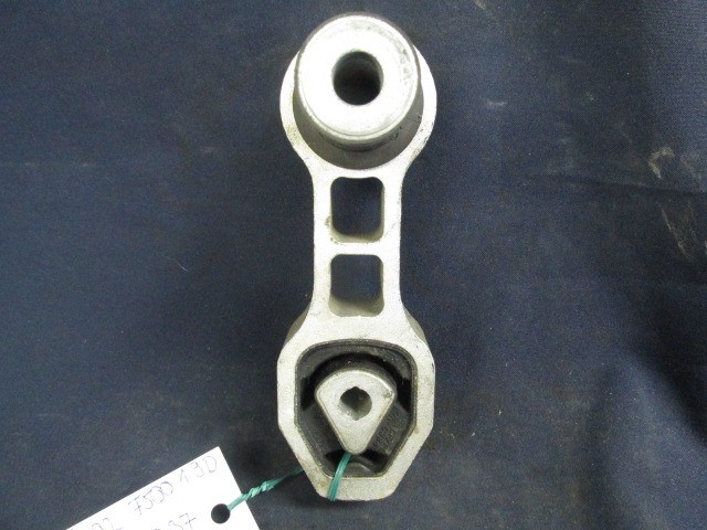 Fiat 500 1,3 16v Diesel alsó kitámasztó gumibak 51854037