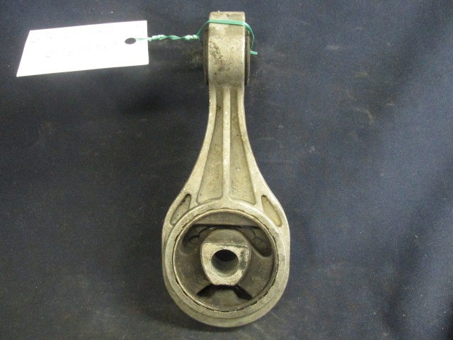 Fiat Bravo/ Bravo II. 51868089 számú alsó kitámasztó gumibak