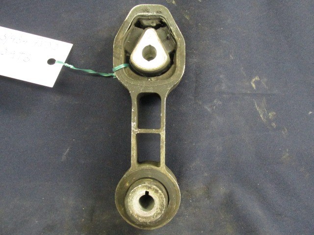 Fiat 500 51869059 számú alsó kitámasztó gumibak