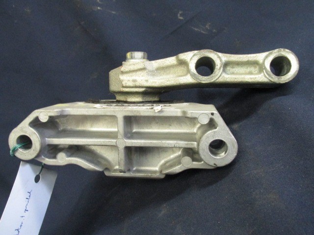 Fiat Doblo 51869647 számú váltótartó gumibak