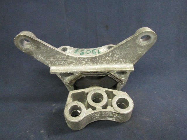 Alfa Romeo Giulietta 1,6-2,0 16v Diesel váltótartó gumibak 51879600