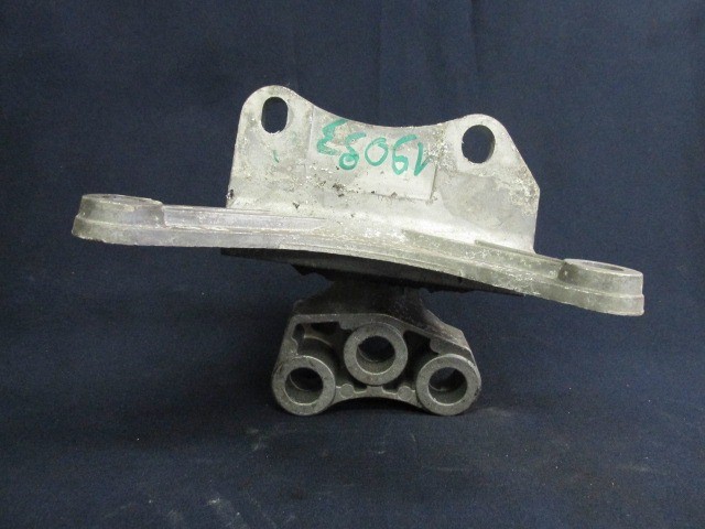 Alfa Romeo Giulietta 1,6-2,0 16v Diesel váltótartó gumibak 51879600