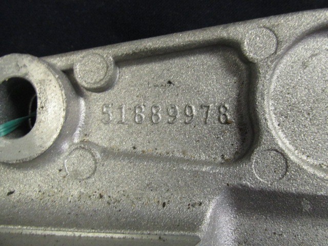 Alfa Romeo MiTo, Fiat My Punto,  500 L 900cm3 motortartó alubak 51889978