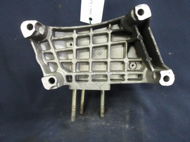 Fiat Punto III. 1,3 16v Diesel motortartó alubak  52145167