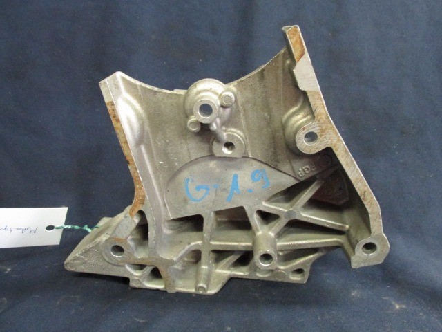 Fiat Grande Punto 1,9 8v Diesel motortartó alubak  55203509