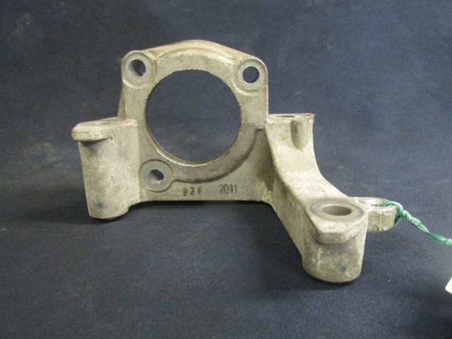 Alfa Romeo MiTo féltengely tartó alubak 55214996