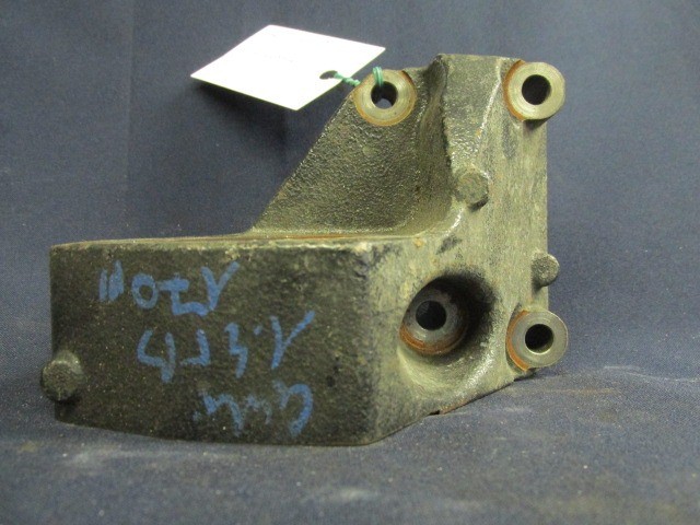 Alfa Romeo Giulietta 55224306 számú féltengely tartó alubak 