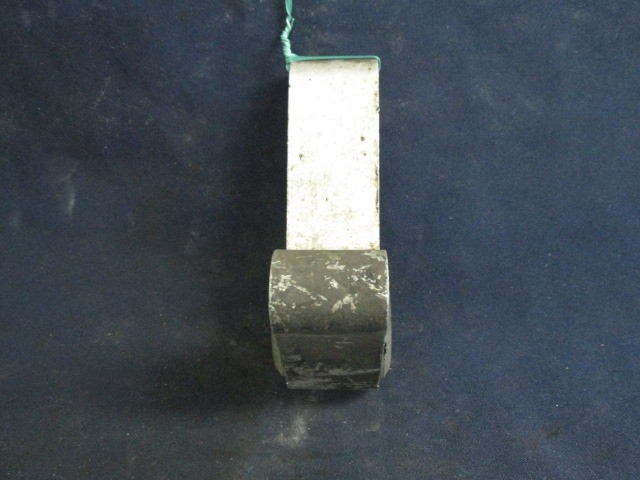 Fiat Grande Punto, Alfa Romeo MiTo benzines alsó kitámasztó gumibak 55700439