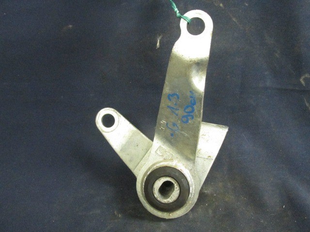 Fiat Grande Punto 55700440 számú alsó kitámasztó gumibak