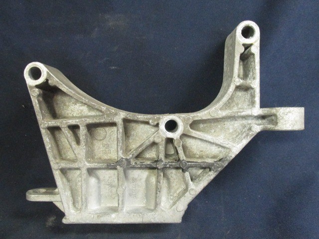 Alfa Romeo, Fiat 1,3 16v Mjet váltótartó alubak  55702834