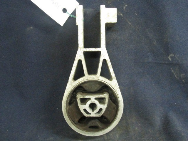 Fiat Grande Punto 1,9 8v Diesel alsó kitámasztó gumibak 55703436