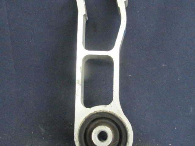 Alfa Romeo 145, 146, 156, Gt  Ts benzin felső kitámasztó gumibak 60627691