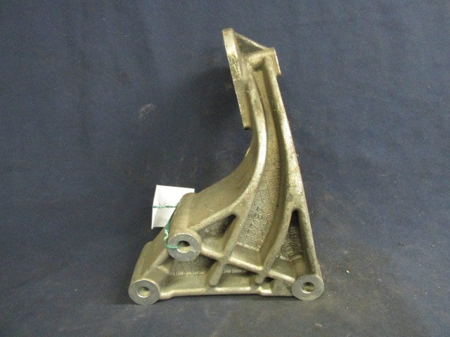 Alfa Romeo 156 alsó kitámasztó alubak 60681443