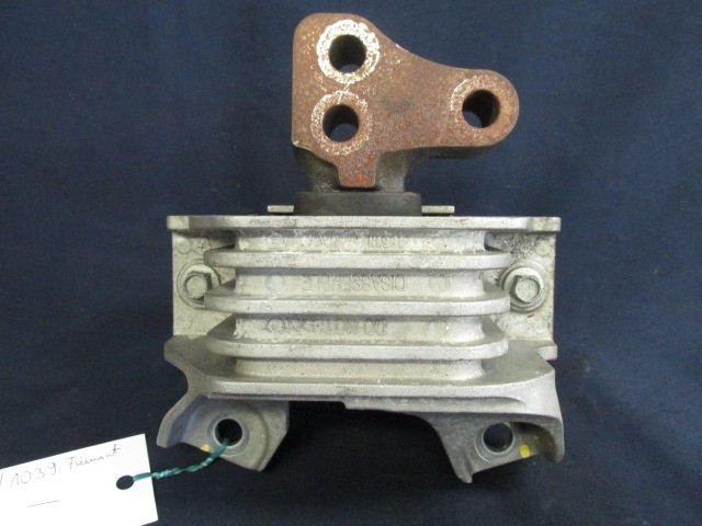 Fiat Freemont K05147131AD  számú motortartó gumibak 