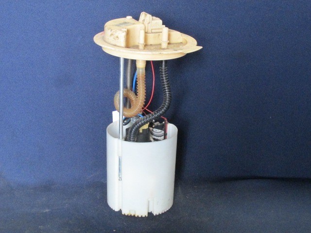 Alfa Romeo Giulietta 1,6-2,0 16v Diesel üzemanyagszivattyú 51807842 , 0580203022