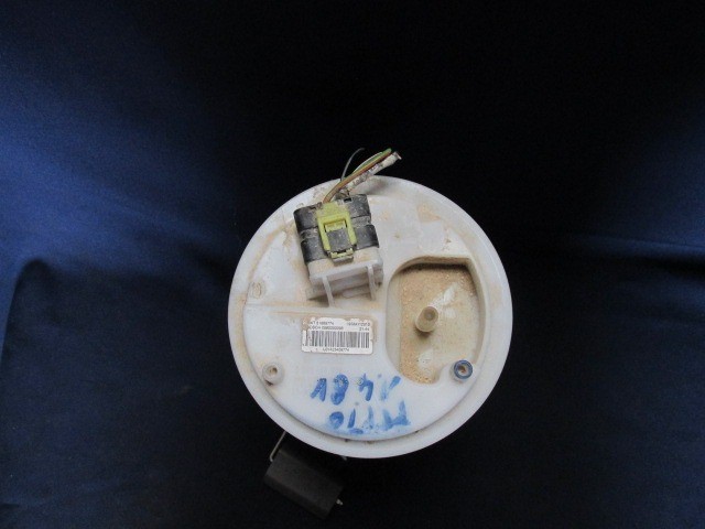 Fiat Grande Punto és Alfa Romeo Mito 51868774 számú üzemanyag szivattyú