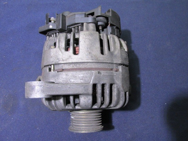 Alfa Romeo 147,156,166,Gt, Fiat Stilo, Punto III. Lancia Lybra 1,6-1,8-2,0 16v benzin  generátor 90A 46813062