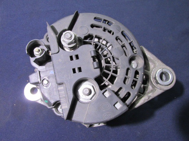 Alfa Romeo 147, 156, Gt benzines generátor 90A 51742335