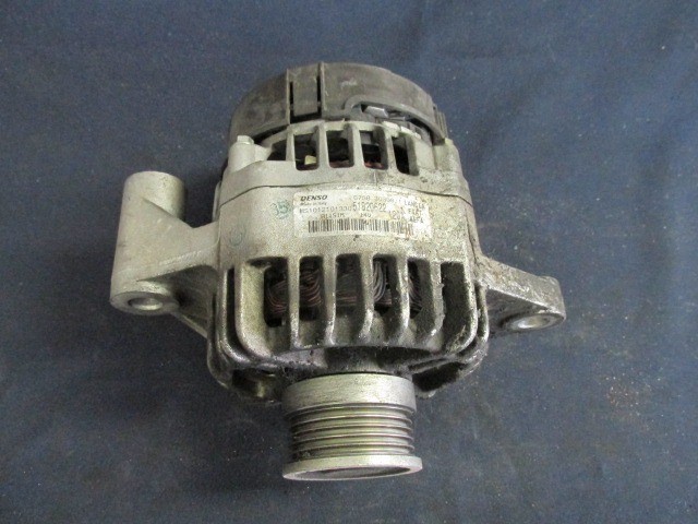 Fiat 500 51820622 számú generátor