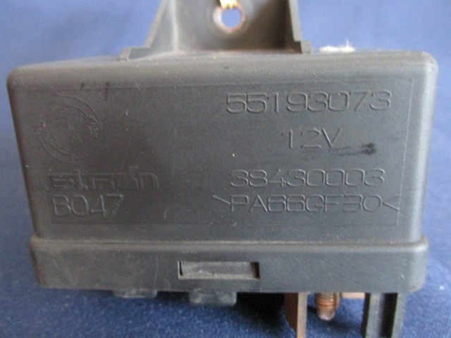 Alfa Romeo , Fiat , Lancia  izzító relé 55193073