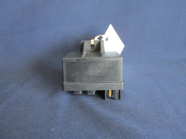  Alfa Romeo , Fiat , Lancia 55199051 számú izzító relé