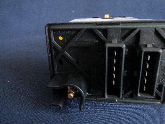  Alfa Romeo , Fiat , Lancia 55199051 számú izzító relé