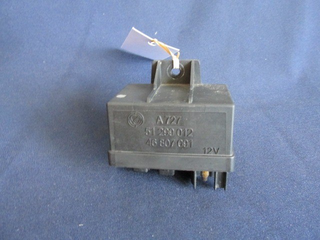 Fiat Punto III. 46807091 számú izzító relé