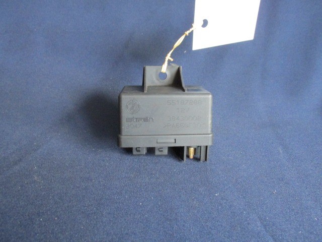 Alfa Romeo , Fiat , Lancia 55187288 számú izzító relé