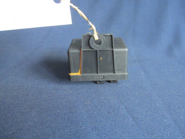 Alfa Romeo , Fiat , Lancia 55187288 számú izzító relé