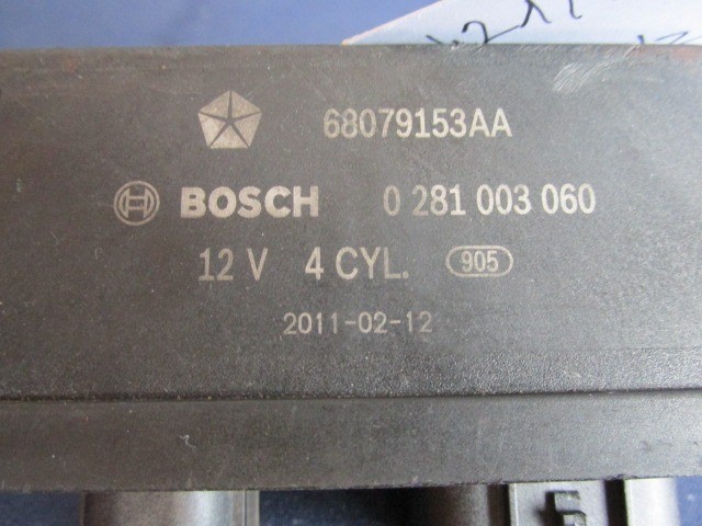 Fiat Freemont 0281003060 számú izzító relé