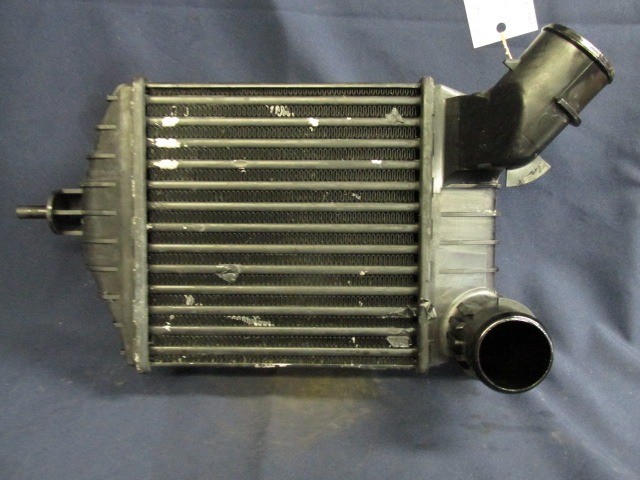 Fiat Punto II.-III. 1,9 8v Diesel  intercooler 46764253