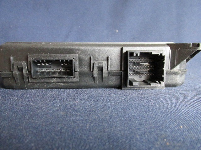 Fiat Stilo jobb oldali ablakemelő vezérlő 46784224