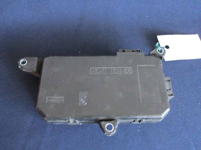 Alfa Romeo 159 bal oldali ablakemelő vezérlő 50504216