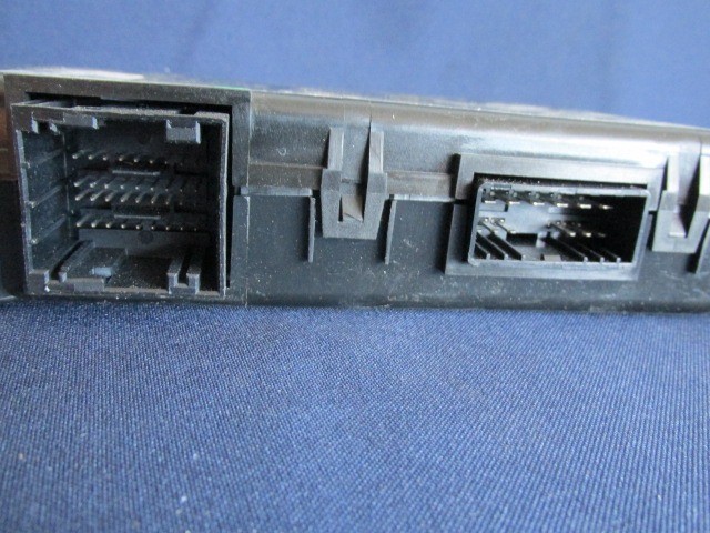 Alfa Romeo 159 jobb oldali ablakemelő vezérlő 50506209