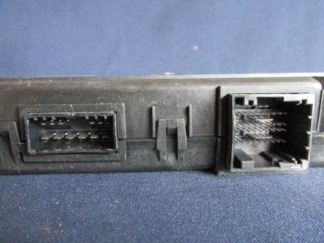 Fiat Stilo bal oldali ablakemelő vezérlő 51711369