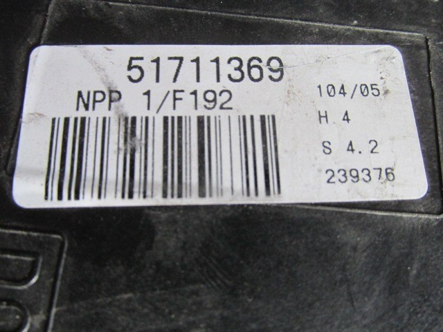 Fiat Stilo bal oldali ablakemelő vezérlő 51711369