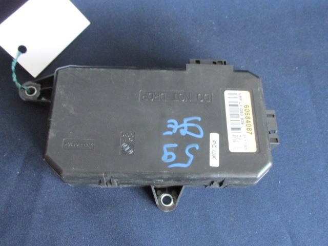 Alfa Romeo 159 jobb oldali ablakemelő vezérlő 60684087