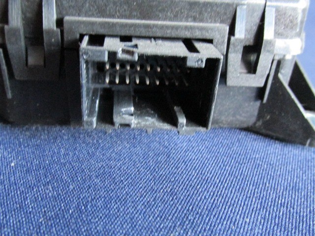 Alfa Romeo 159 jobb oldali ablakemelő vezérlő 60691612