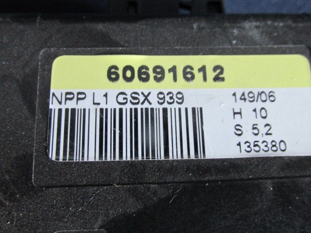 Alfa Romeo 159 jobb oldali ablakemelő vezérlő 60691612