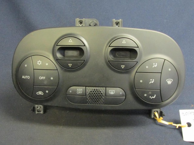 Fiat 500 735451998 számú fűtéskapcsoló
